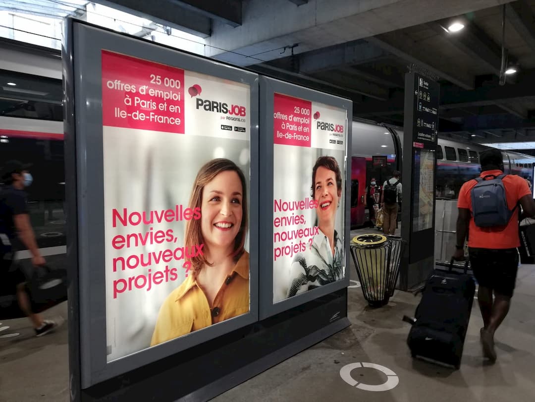 hw-metro-ads hw-metro-ads